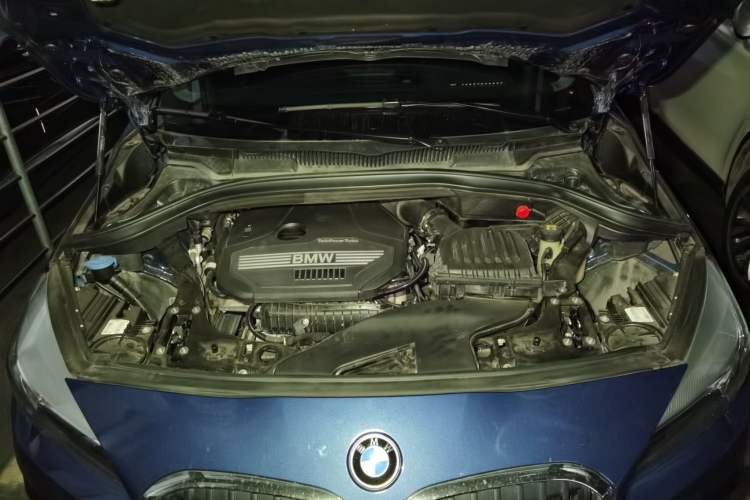 Used BMW 2 Series Gran Tourer 2019 220i Leading Model Engine Bay