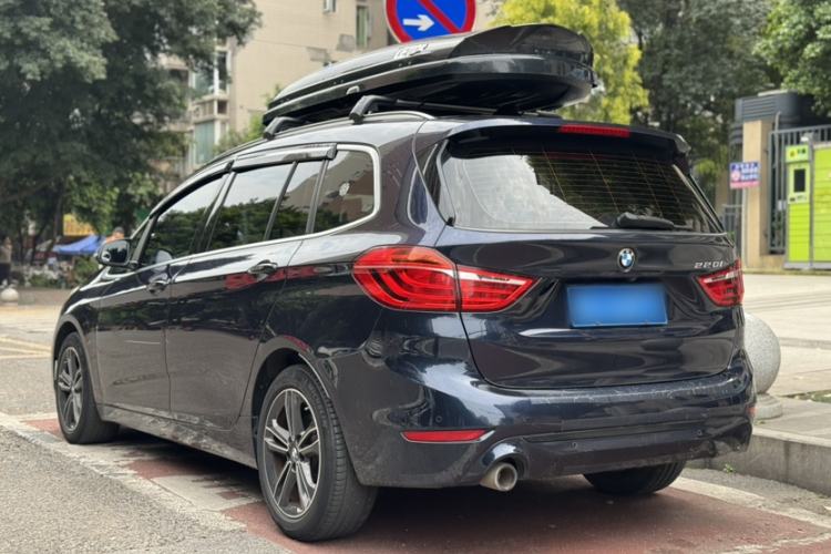 Used BMW 2 Series Gran Tourer 2019 220i Luxury Sports Package Exterior 3