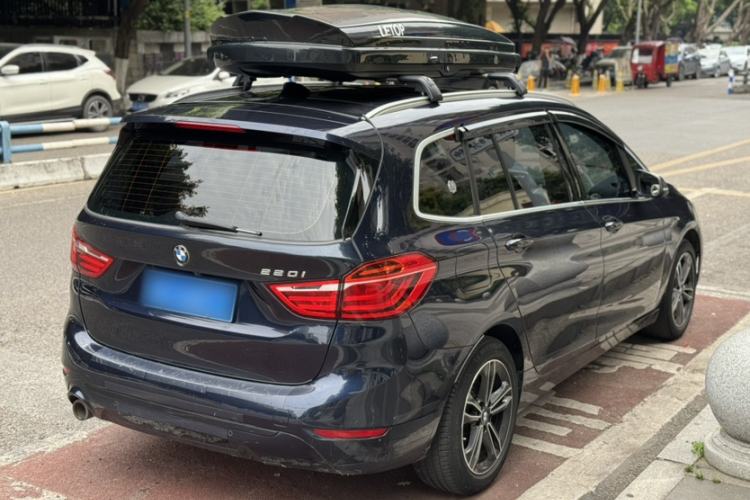 Used BMW 2 Series Gran Tourer 2019 220i Luxury Sports Package Exterior 5