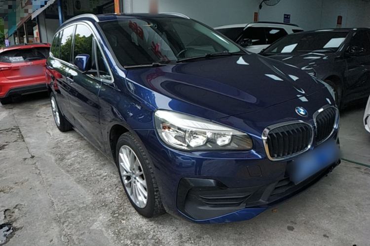 Used BMW 2 Series Gran Tourer 2019 220i Leading Model Front Right 45 Deg