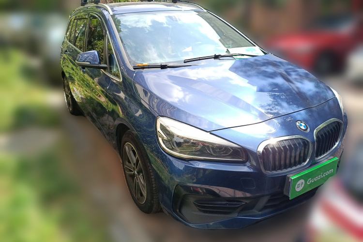 Used BMW 2 Series Gran Tourer 2019 220i Leading Model Front Right 45 Deg
