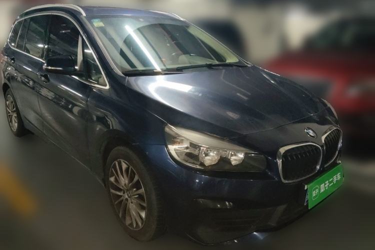 Used BMW 2 Series Gran Tourer 2019 220i Leading Model Front Right 45 Deg