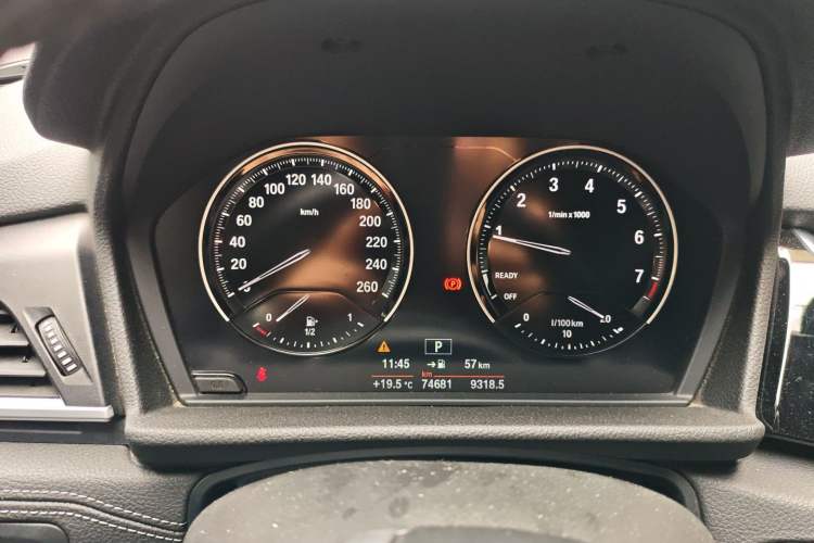 Used BMW 2 Series Gran Tourer 2019 220i Luxury Sports Package Instrument Cluster