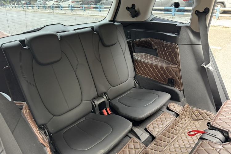 Used BMW 2 Series Gran Tourer 2019 220i Luxury Sports Package Interior 10