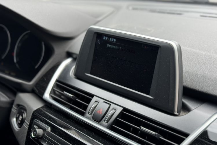 Used BMW 2 Series Gran Tourer 2019 220i Luxury Sports Package Interior 2