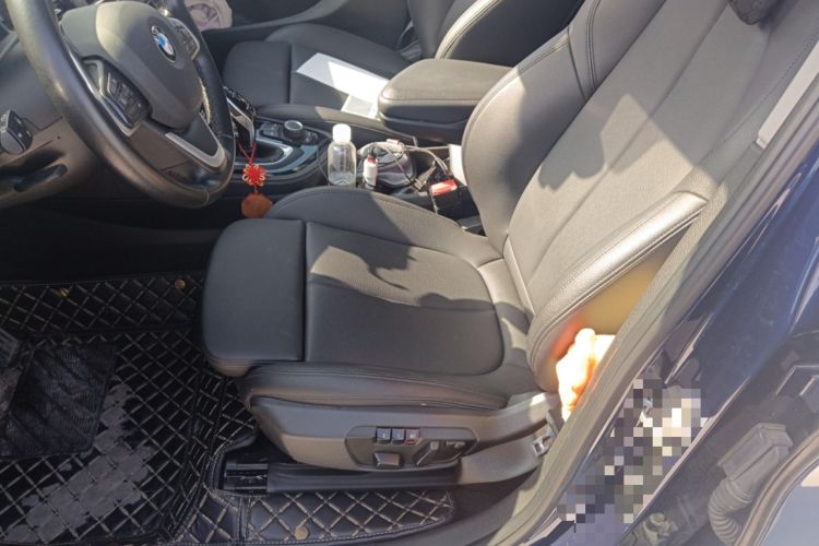 Used BMW 2 Series Gran Tourer 2019 220i Luxury Sports Package Left Front Seat