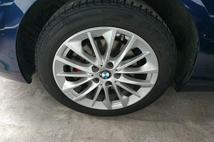 Used BMW 2 Series Gran Tourer 2019 220i Leading Model Left Front Wheel Hub