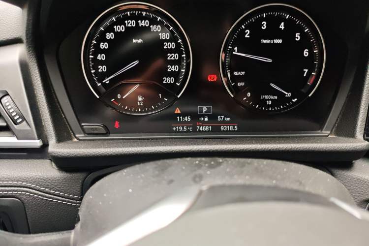 Used BMW 2 Series Gran Tourer 2019 220i Luxury Sports Package Odometer Close Up