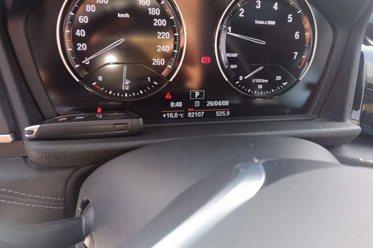 Used BMW 2 Series Gran Tourer 2019 220i Luxury Sports Package Odometer Close Up