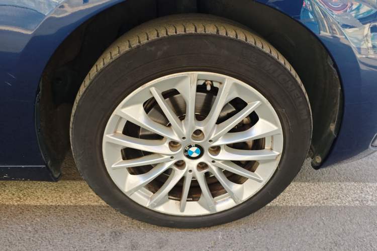 Used BMW 2 Series Gran Tourer 2019 220i Leading Model Right Front Wheel Hub