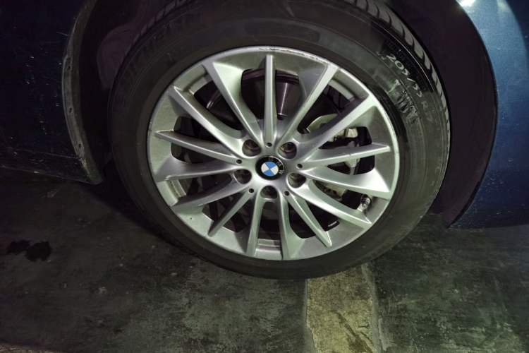 Used BMW 2 Series Gran Tourer 2019 220i Leading Model Right Front Wheel Hub