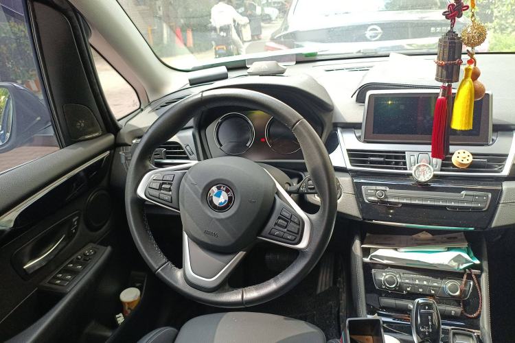 Used BMW 2 Series Gran Tourer 2019 220i Leading Model Steering Wheel