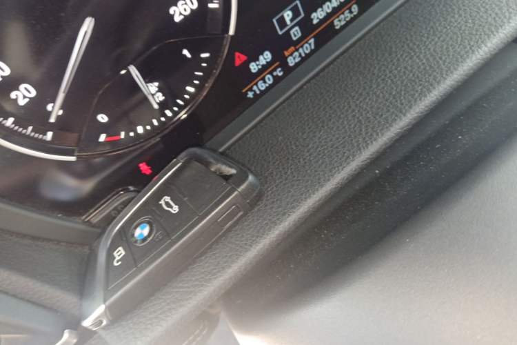 Used BMW 2 Series Gran Tourer 2019 220i Luxury Sports Package Vehicle Key