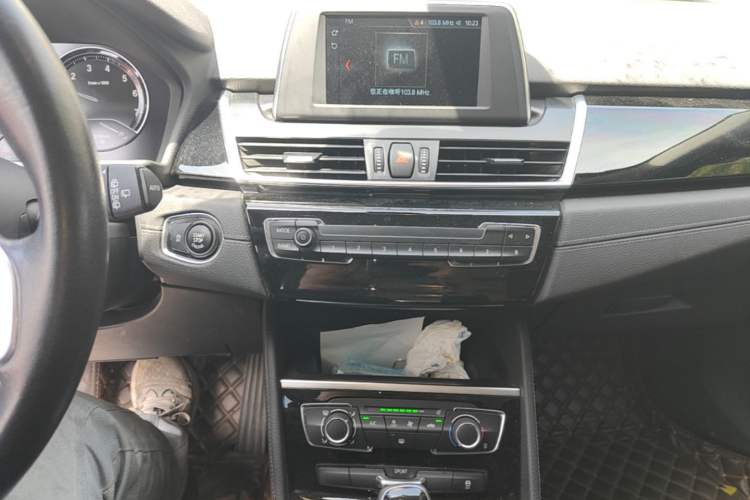 Used BMW 2 Series Gran Tourer 2019 220i Luxury Sports Package Audio And AC Panel