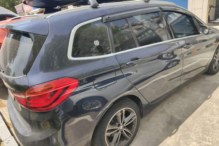 Used BMW 2 Series Gran Tourer 2019 220i Luxury Sports Package Rear Right 45 Deg