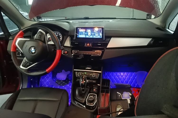 Used BMW 2 Series Gran Tourer 2019 220i Leading Model Center Console