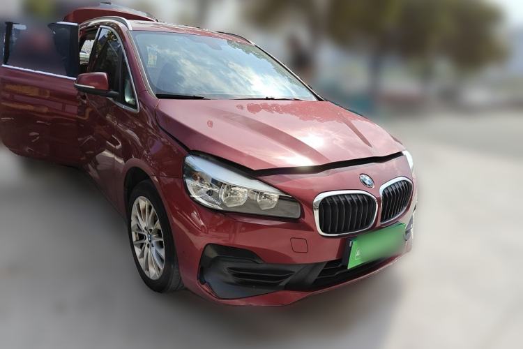 Used BMW 2 Series Gran Tourer 2019 220i Leading Model Front Right 45 Deg