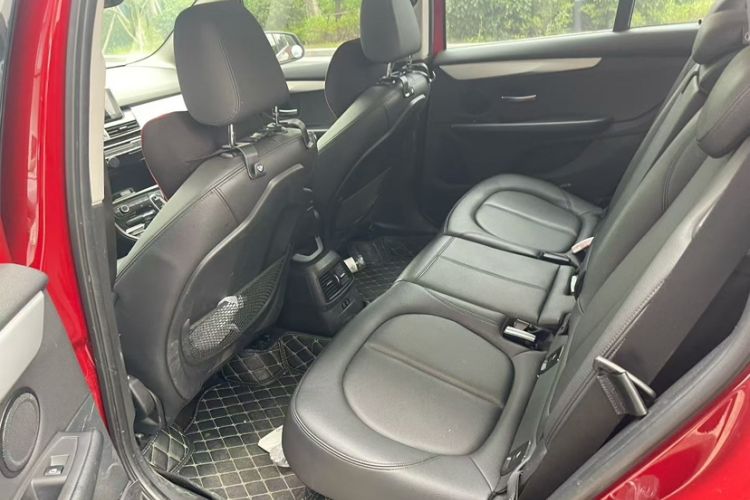 Used BMW 2 Series Gran Tourer 2019 220i Leading Model Interior 2