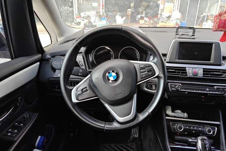 Used BMW 2 Series Gran Tourer 2019 220i Leading Model Steering Wheel