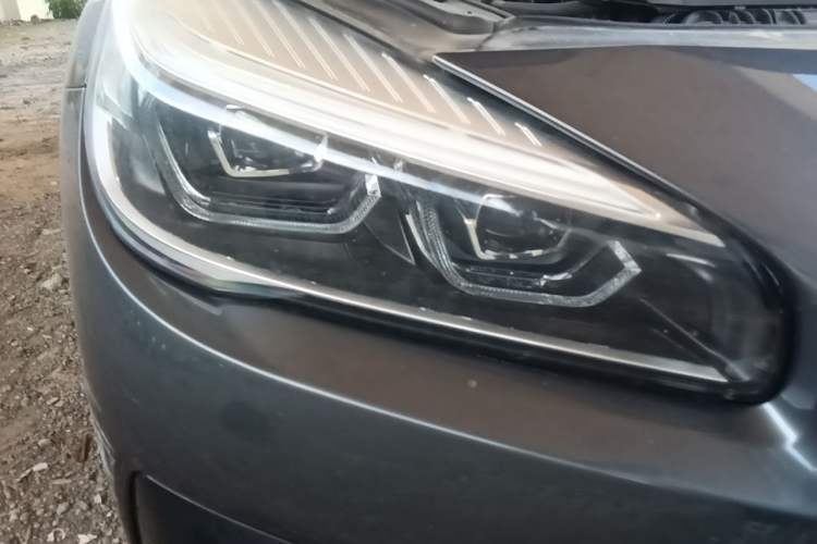 Used BMW 2 Series Gran Tourer 2019 220i Luxury Sports Package Right Front Headlight