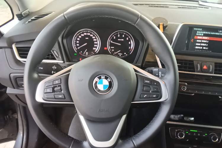 Used BMW 2 Series Gran Tourer 2019 220i Luxury Sports Package Steering Wheel