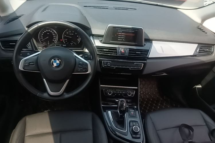Used BMW 2 Series Gran Tourer 2019 220i Leading Model Center Console