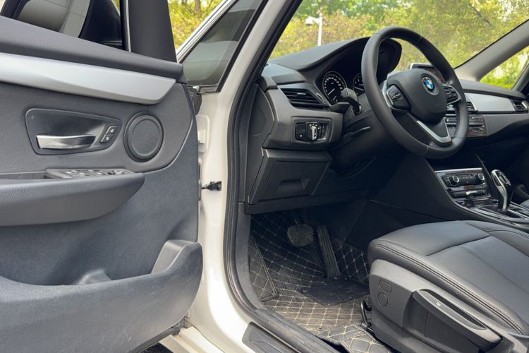 Used BMW 2 Series Gran Tourer 2019 220i Leading Model Driver Seat