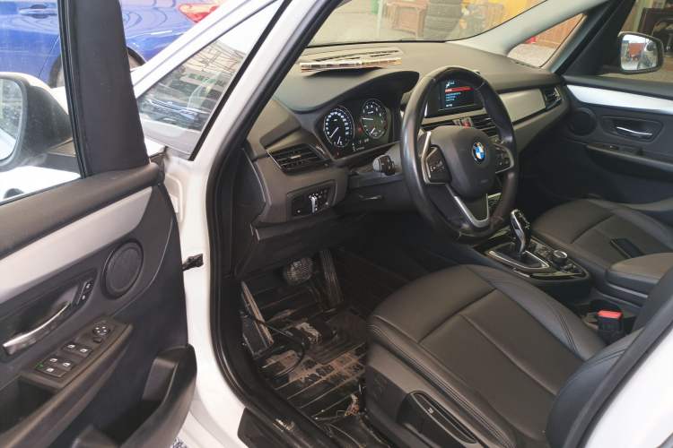 Used BMW 2 Series Gran Tourer 2019 220i Leading Model Driver Seat