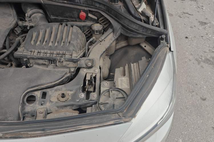 Used BMW 2 Series Gran Tourer 2019 220i Leading Model Engine Bay Left