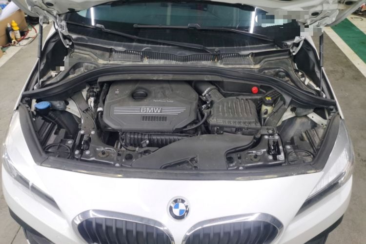 Used BMW 2 Series Gran Tourer 2019 220i Leading Model Engine Bay