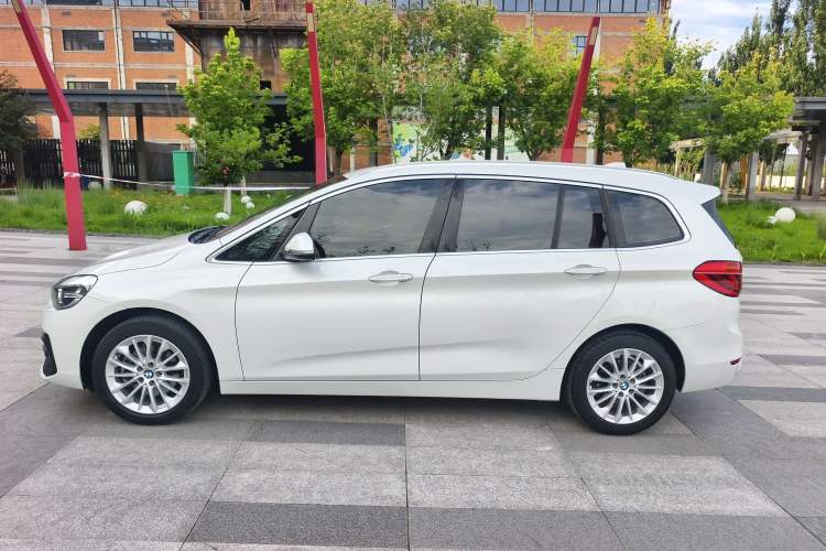 Used BMW 2 Series Gran Tourer 2019 220i Leading Model Exterior 1