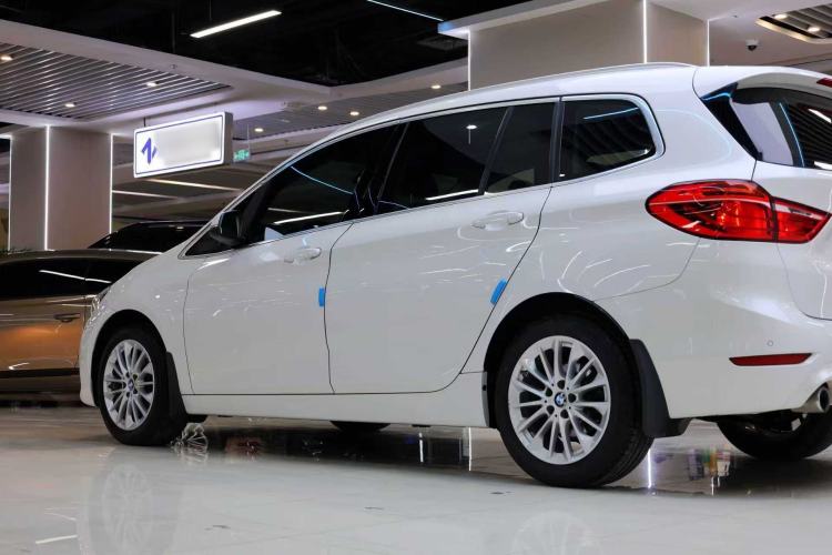 Used BMW 2 Series Gran Tourer 2019 220i Leading Model Exterior 11