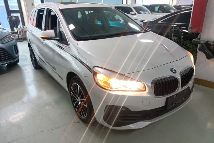 Used BMW 2 Series Gran Tourer 2019 220i Leading Model Exterior 2