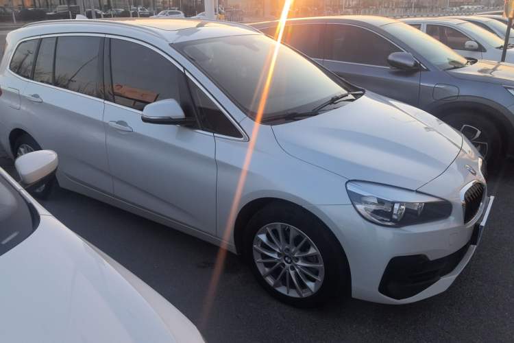 Used BMW 2 Series Gran Tourer 2019 220i Leading Model Exterior 2