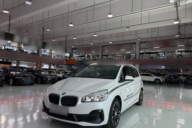Used BMW 2 Series Gran Tourer 2019 220i Leading Model Exterior 3