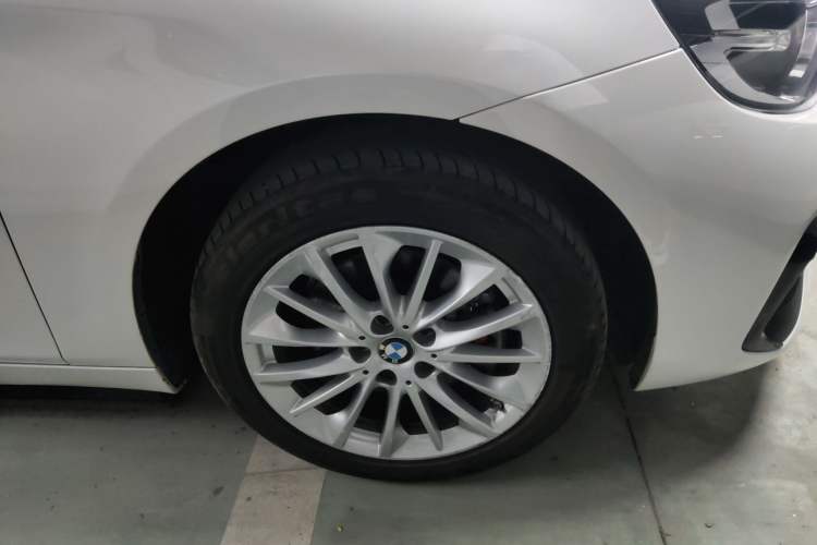 Used BMW 2 Series Gran Tourer 2019 220i Leading Model Exterior 5