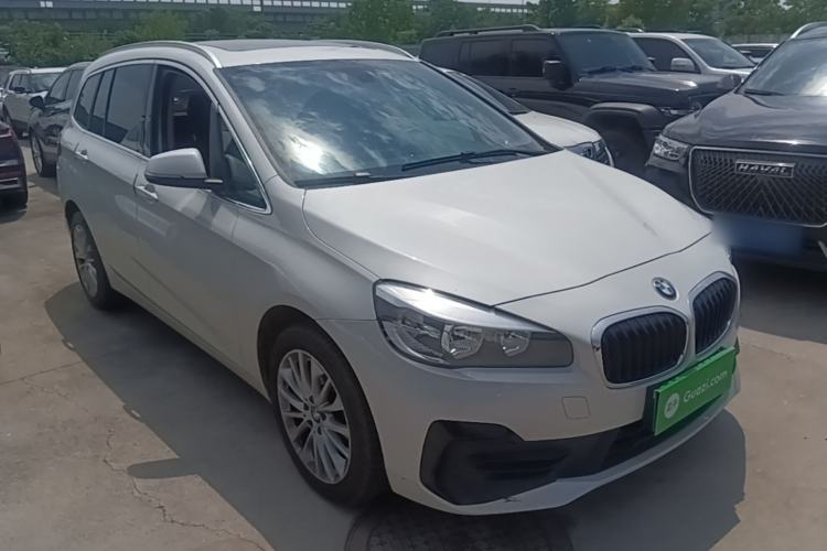 Used BMW 2 Series Gran Tourer 2019 220i Leading Model Front Right 45 Deg