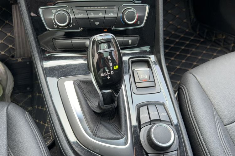Used BMW 2 Series Gran Tourer 2019 220i Leading Model Gear Lever