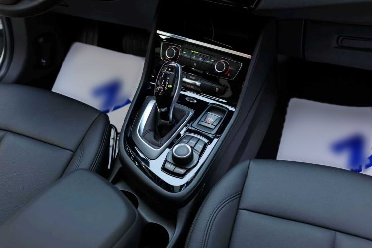 Used BMW 2 Series Gran Tourer 2019 220i Leading Model Gear Lever