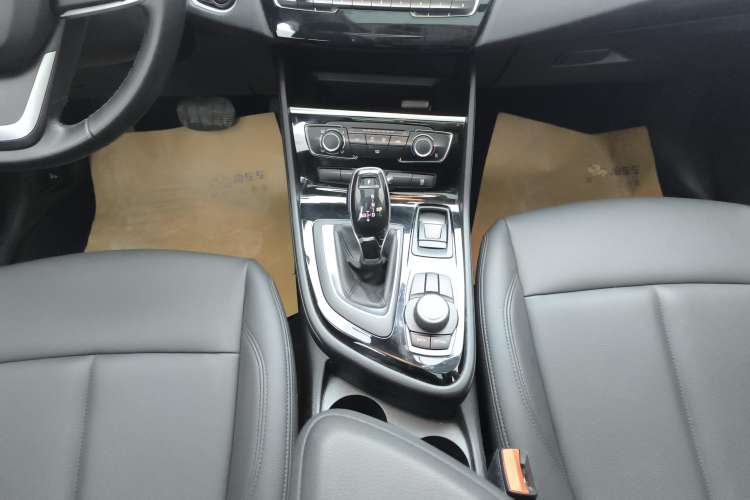 Used BMW 2 Series Gran Tourer 2019 220i Leading Model Gear Lever