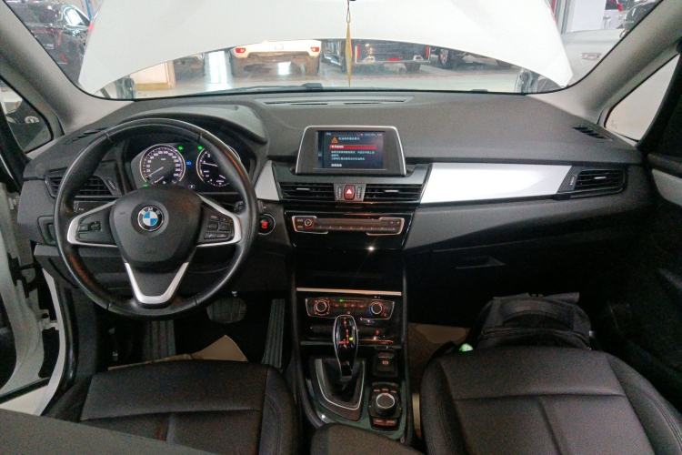 Used BMW 2 Series Gran Tourer 2019 220i Leading Model Interior 2