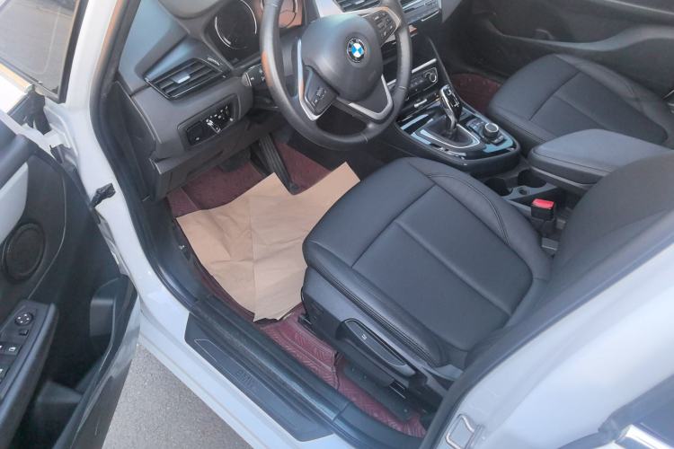Used BMW 2 Series Gran Tourer 2019 220i Leading Model Interior 2