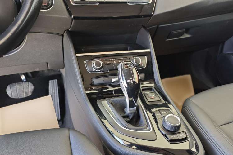 Used BMW 2 Series Gran Tourer 2019 220i Leading Model Interior 3