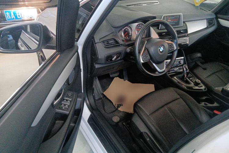 Used BMW 2 Series Gran Tourer 2019 220i Leading Model Interior 3