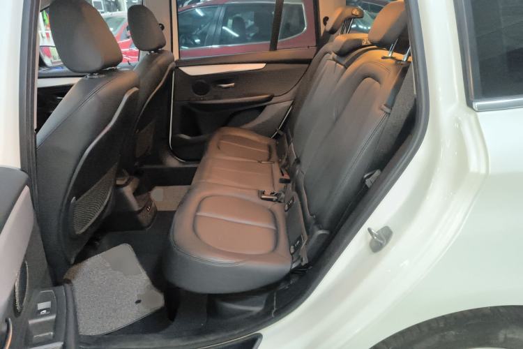 Used BMW 2 Series Gran Tourer 2019 220i Leading Model Interior 4