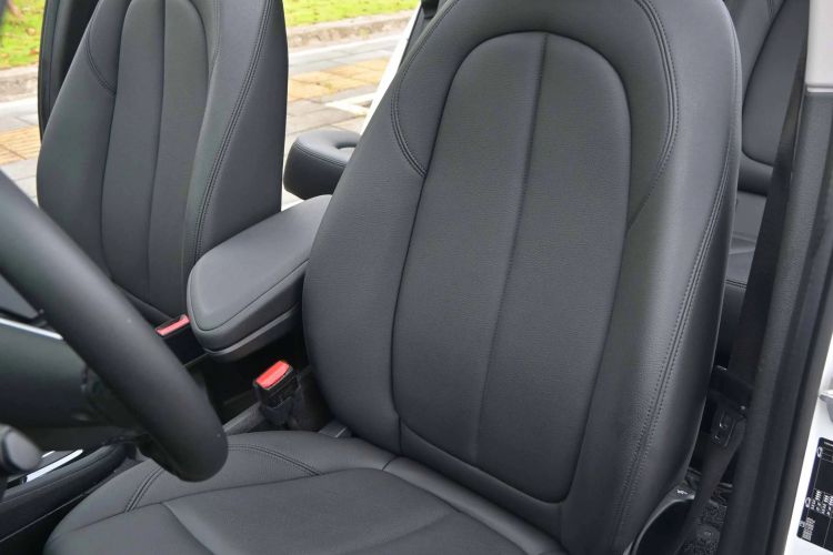 Used BMW 2 Series Gran Tourer 2019 220i Leading Model Interior 4