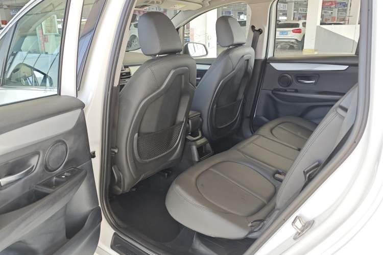 Used BMW 2 Series Gran Tourer 2019 220i Leading Model Interior 5