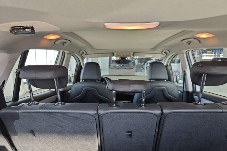 Used BMW 2 Series Gran Tourer 2019 220i Leading Model Interior 6