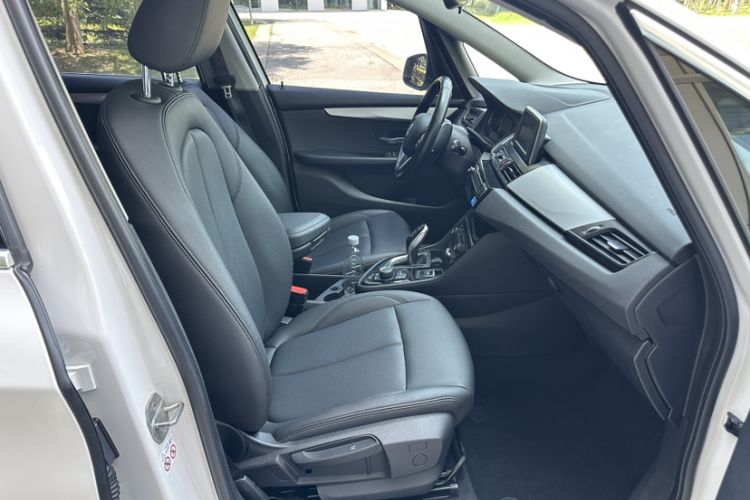 Used BMW 2 Series Gran Tourer 2019 220i Leading Model Interior 7