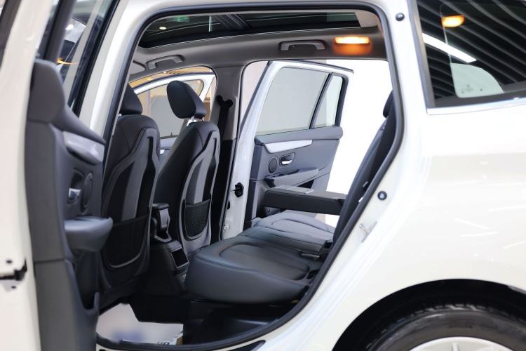 Used BMW 2 Series Gran Tourer 2019 220i Leading Model Interior 8